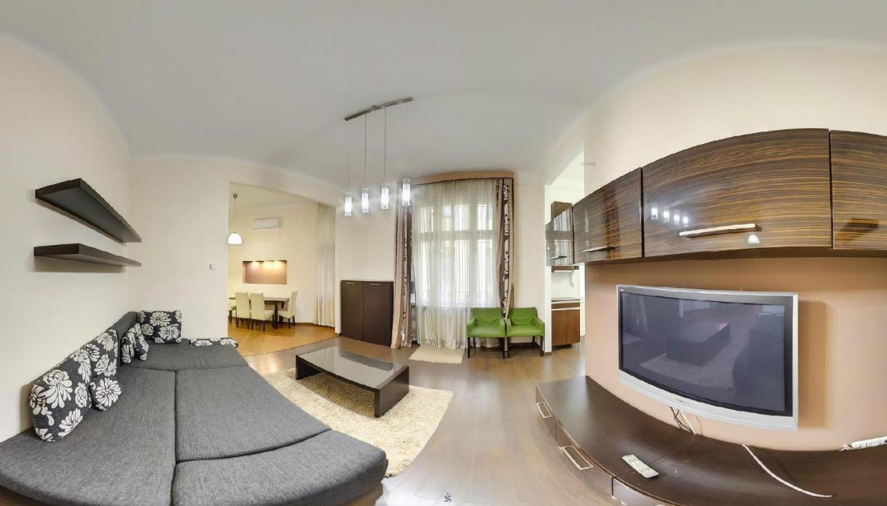 Corvina Apartment Budapest With Free Private Parking Eksteriør bilde