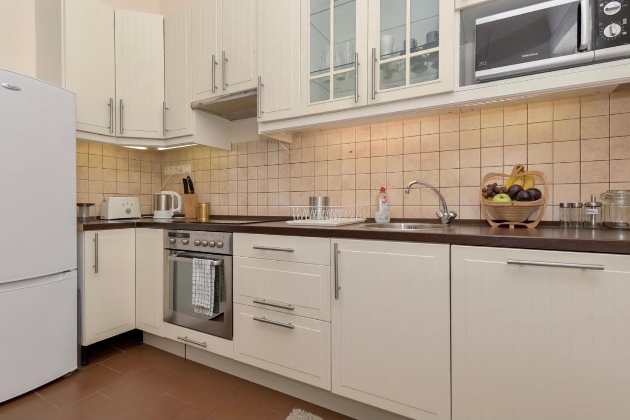 Corvina Apartment Budapest With Free Private Parking Eksteriør bilde