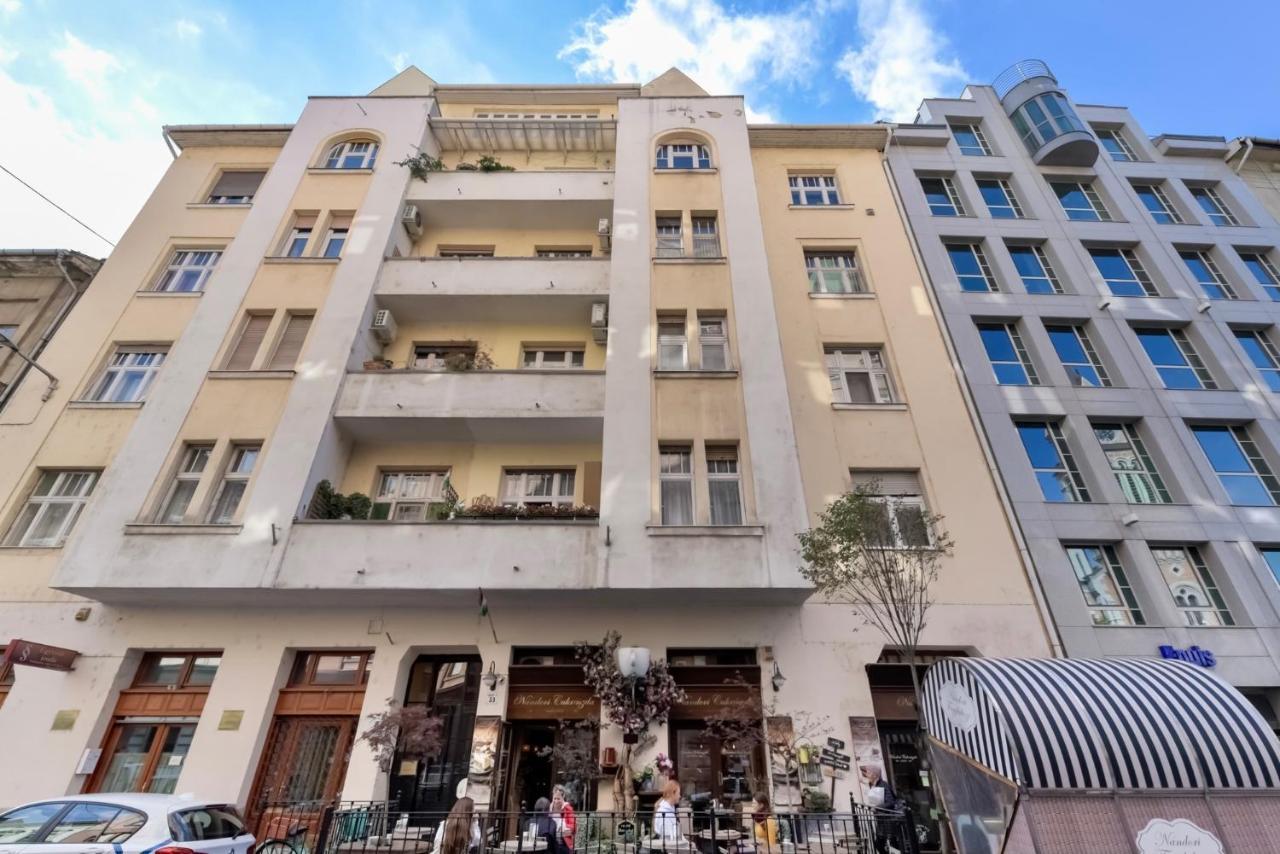 Corvina Apartment Budapest With Free Private Parking Eksteriør bilde